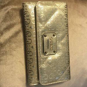 Guess Wallet